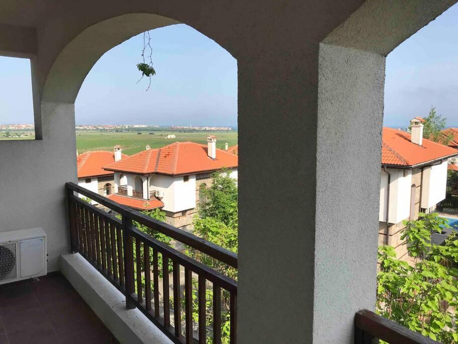 Lovely Apartment In Peaceful Family Spa Resort Near To Nesebar Kableshkovo  Buitenkant foto