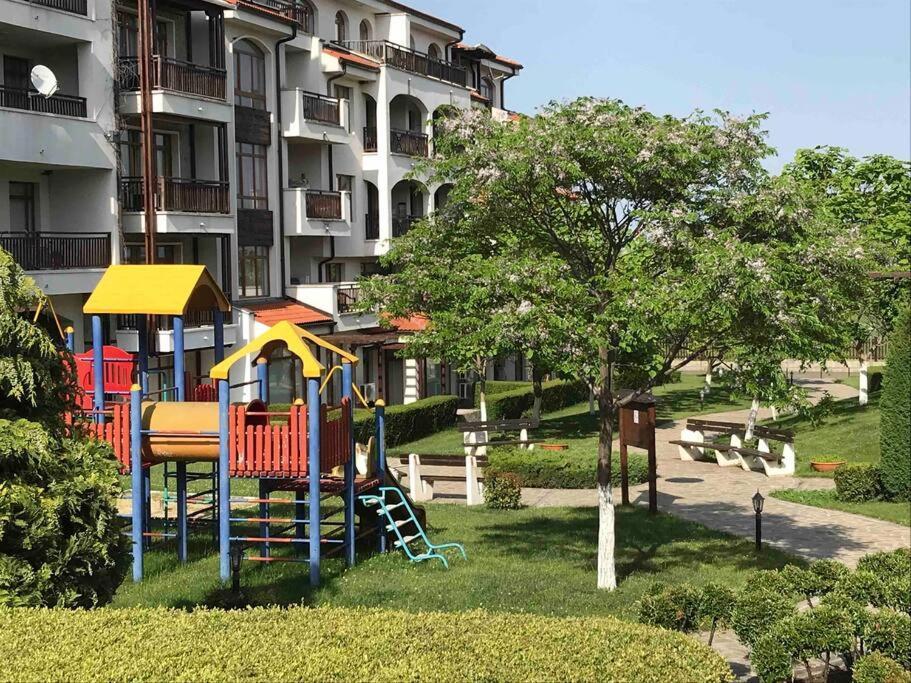 Lovely Apartment In Peaceful Family Spa Resort Near To Nesebar Kableshkovo  Buitenkant foto